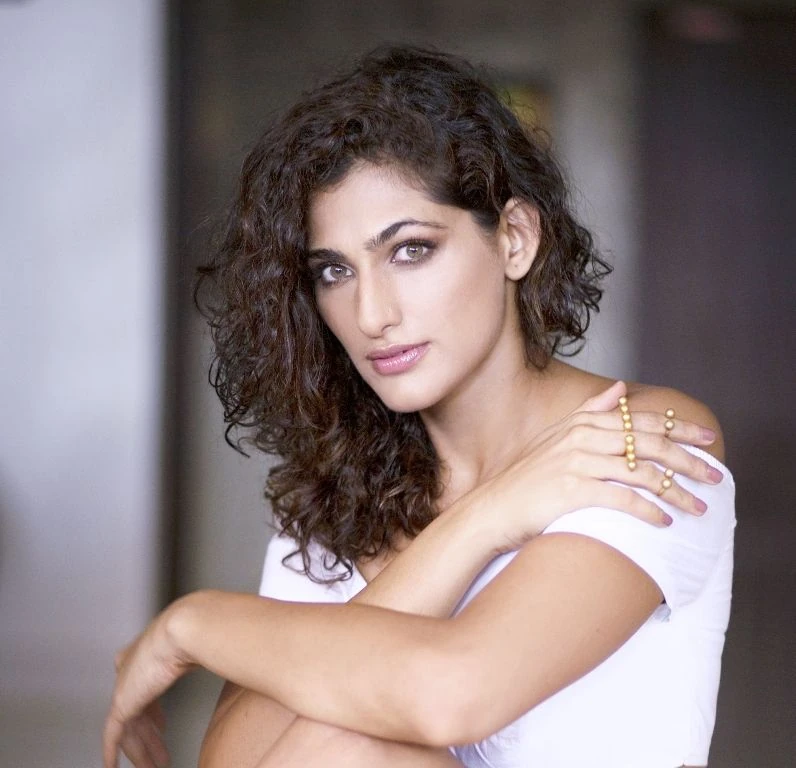 kubra sait 