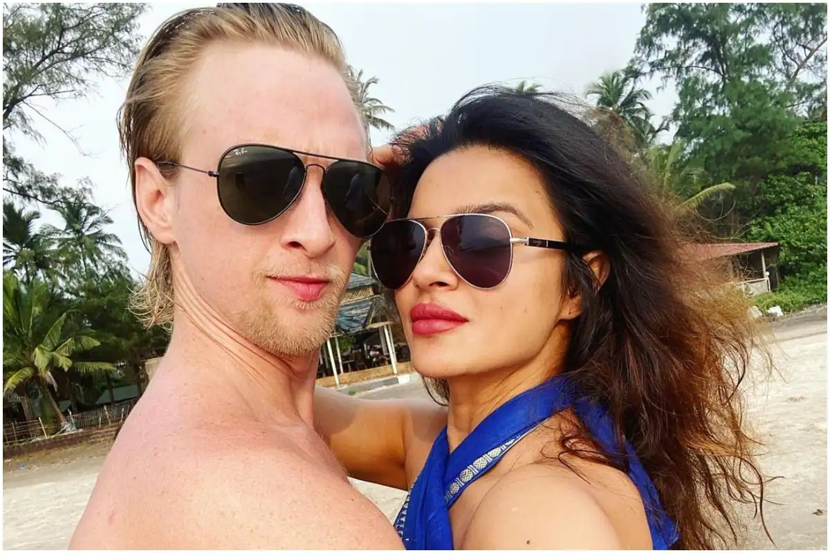 aashka goradia 