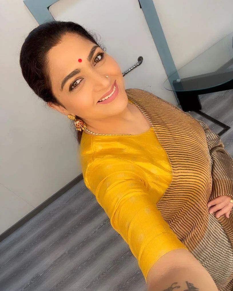 khushbu sundar